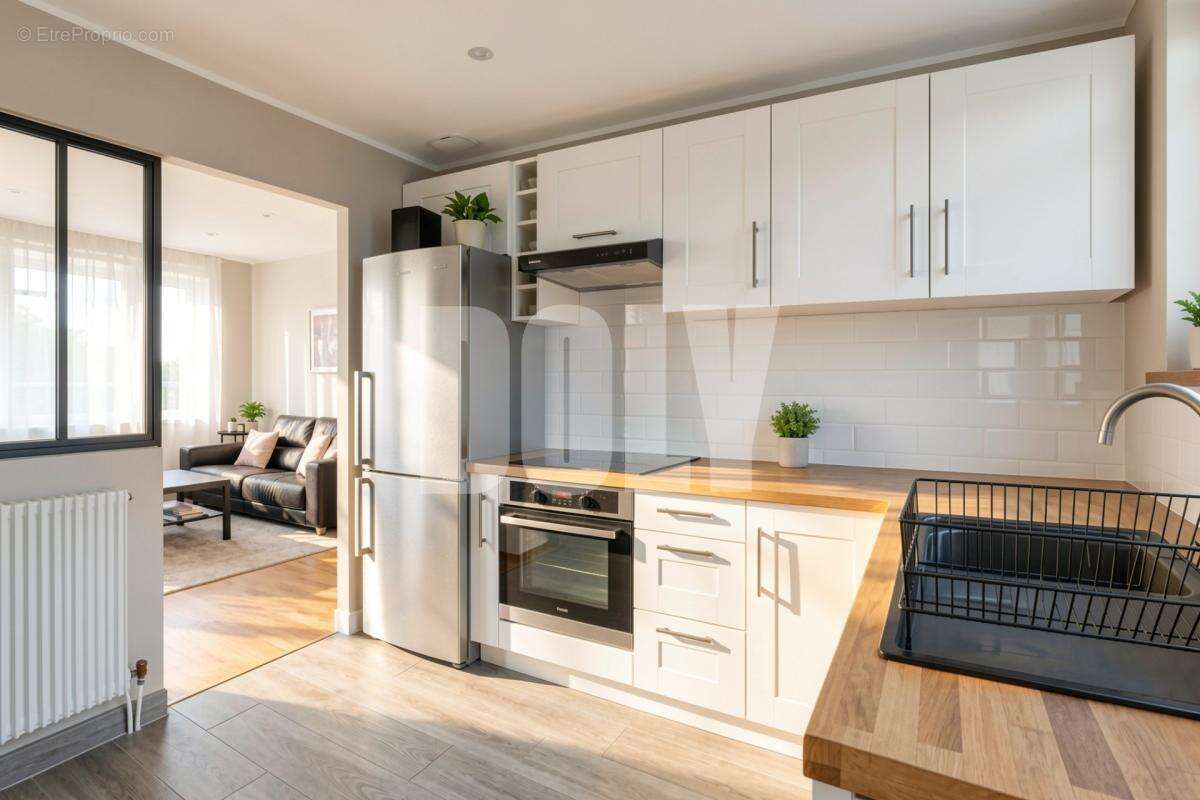 Appartement à PARIS-17E