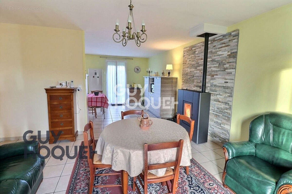 Maison à BEAUMONT-LE-ROGER