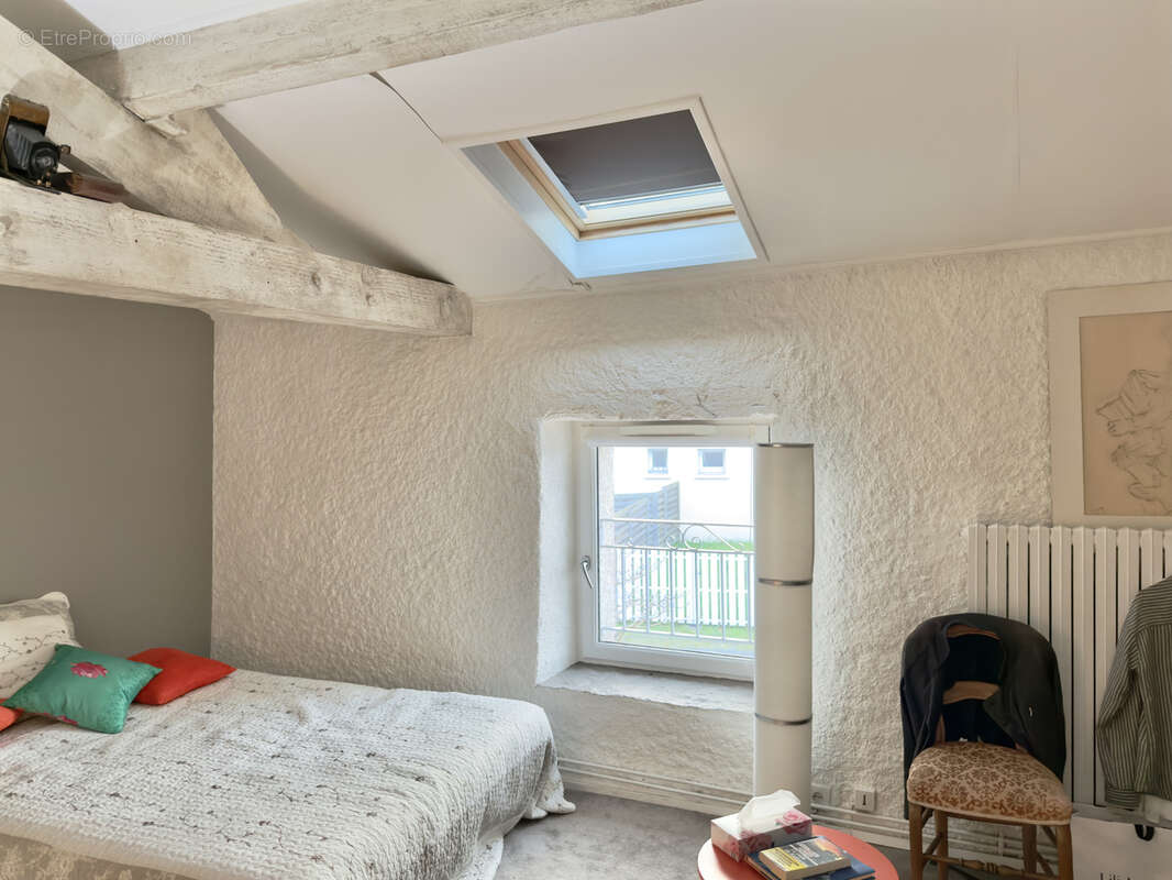 Maison à BOUGUENAIS