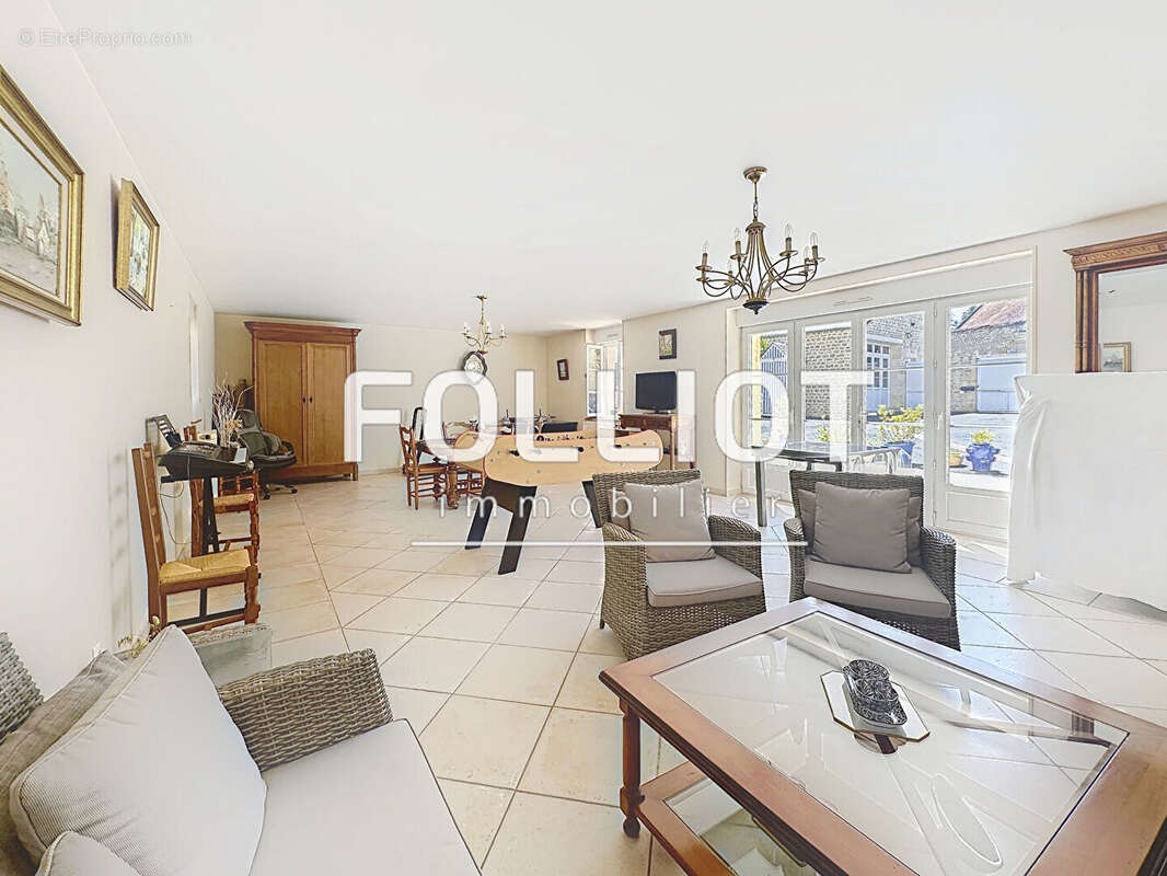 Maison à DOUVRES-LA-DELIVRANDE