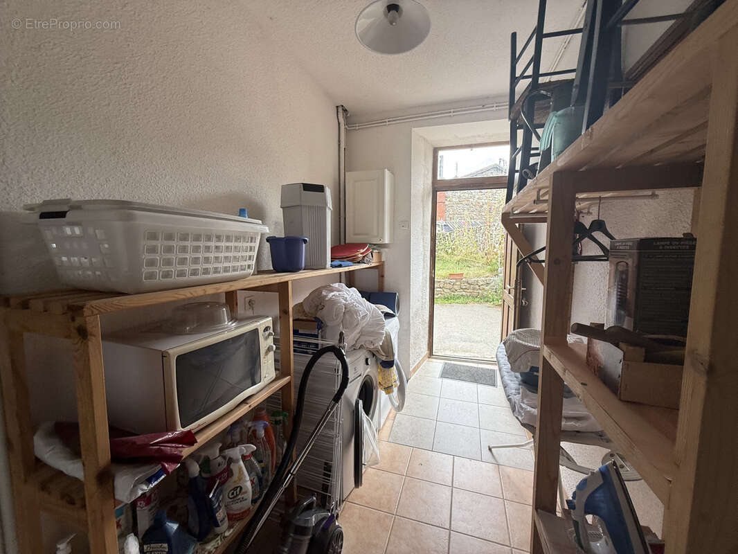 Maison à LACHAPELLE-GRAILLOUSE