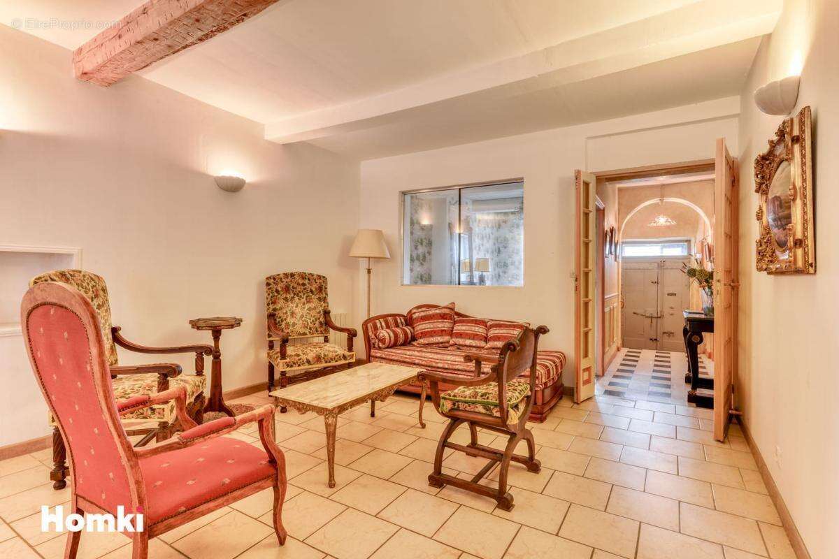 Maison à GINESTAS