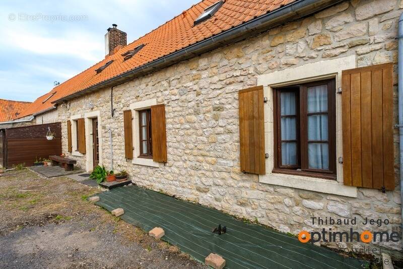 Maison à BEUVREQUEN