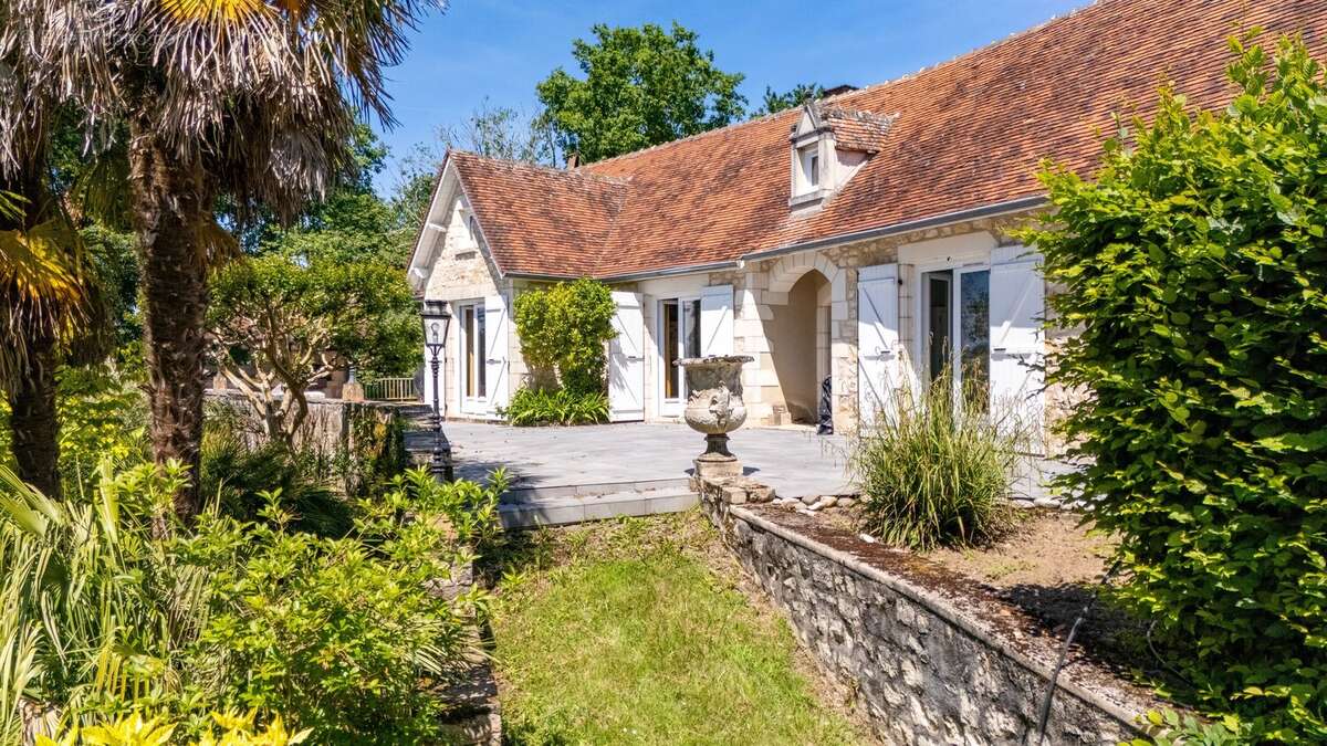 Maison à BEAULIEU-SUR-DORDOGNE