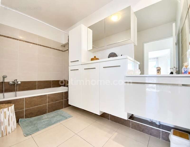 Appartement 2 pièces 53m2 avec garage et terrasse à BALARUC LES BAINS (34) - photo 8