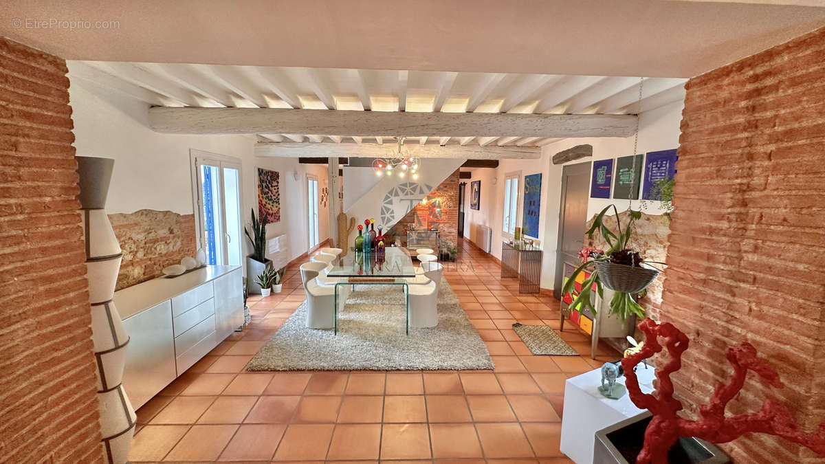 Maison à SAINT-GENIS-DES-FONTAINES