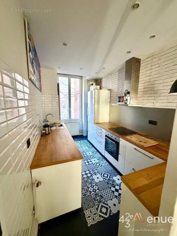 Appartement à SAINT-ETIENNE