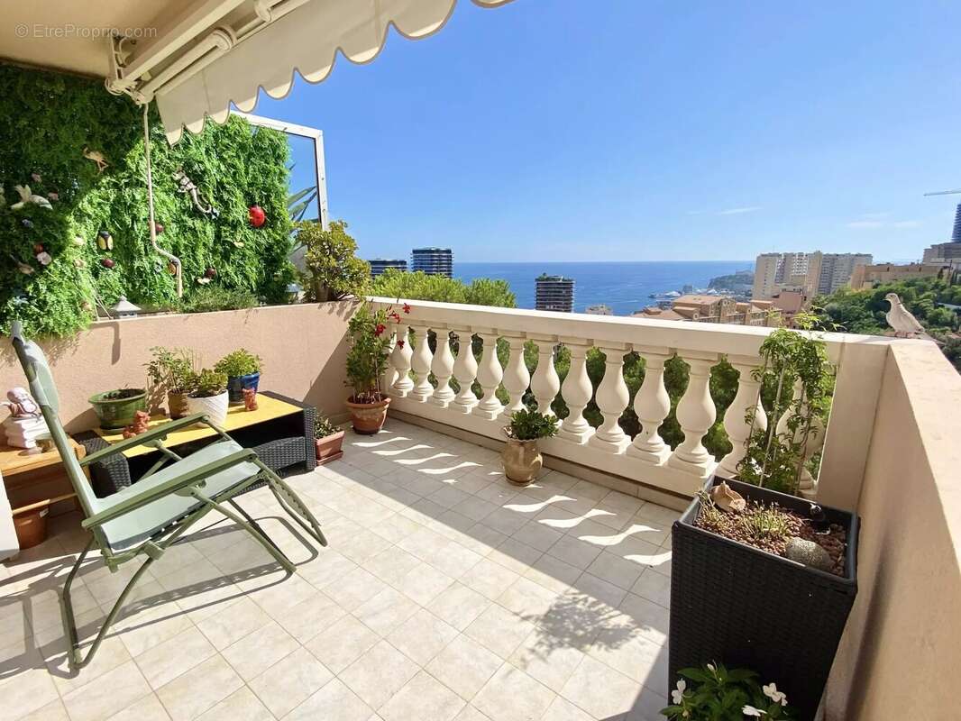 Appartement à ROQUEBRUNE-CAP-MARTIN