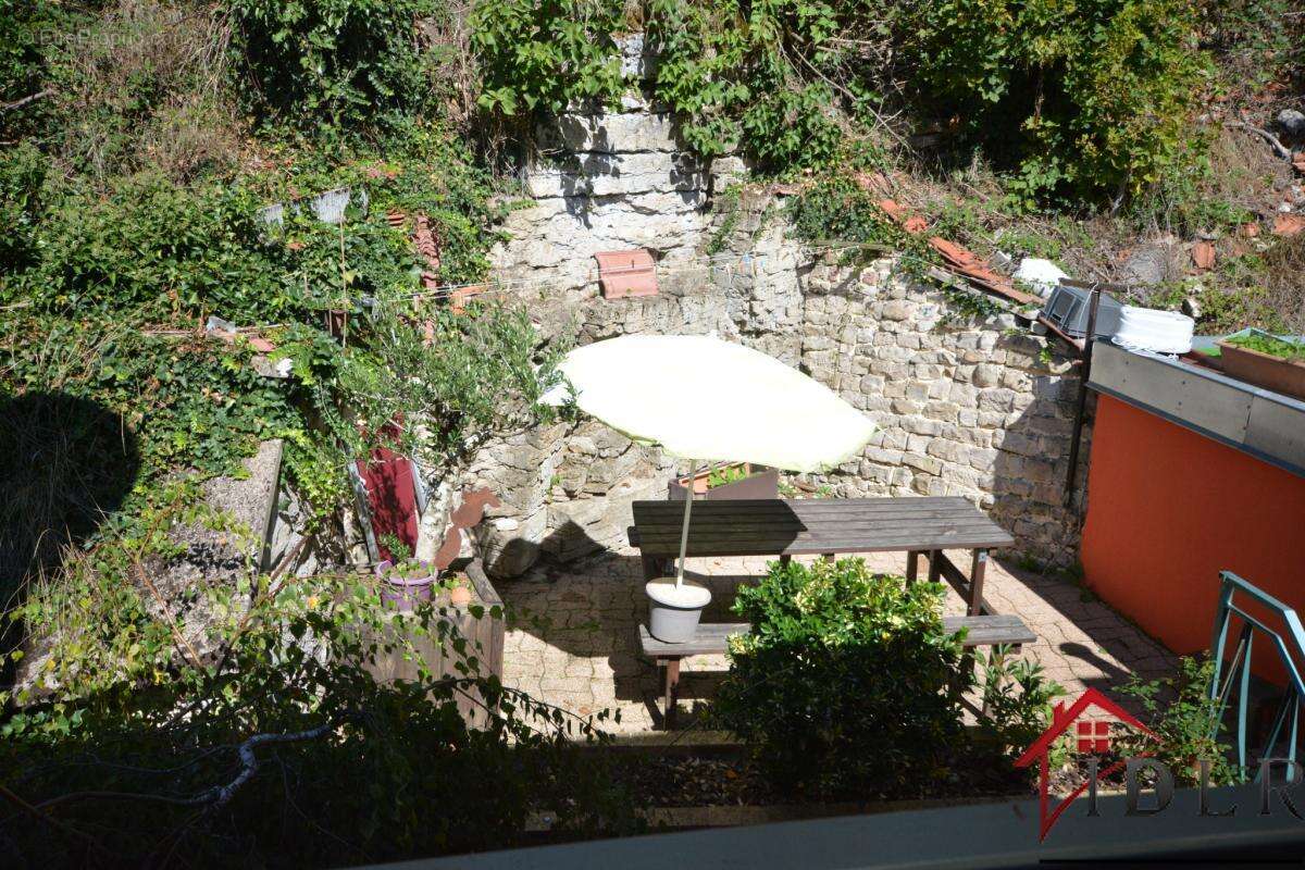 Commerce à BOURBONNE-LES-BAINS