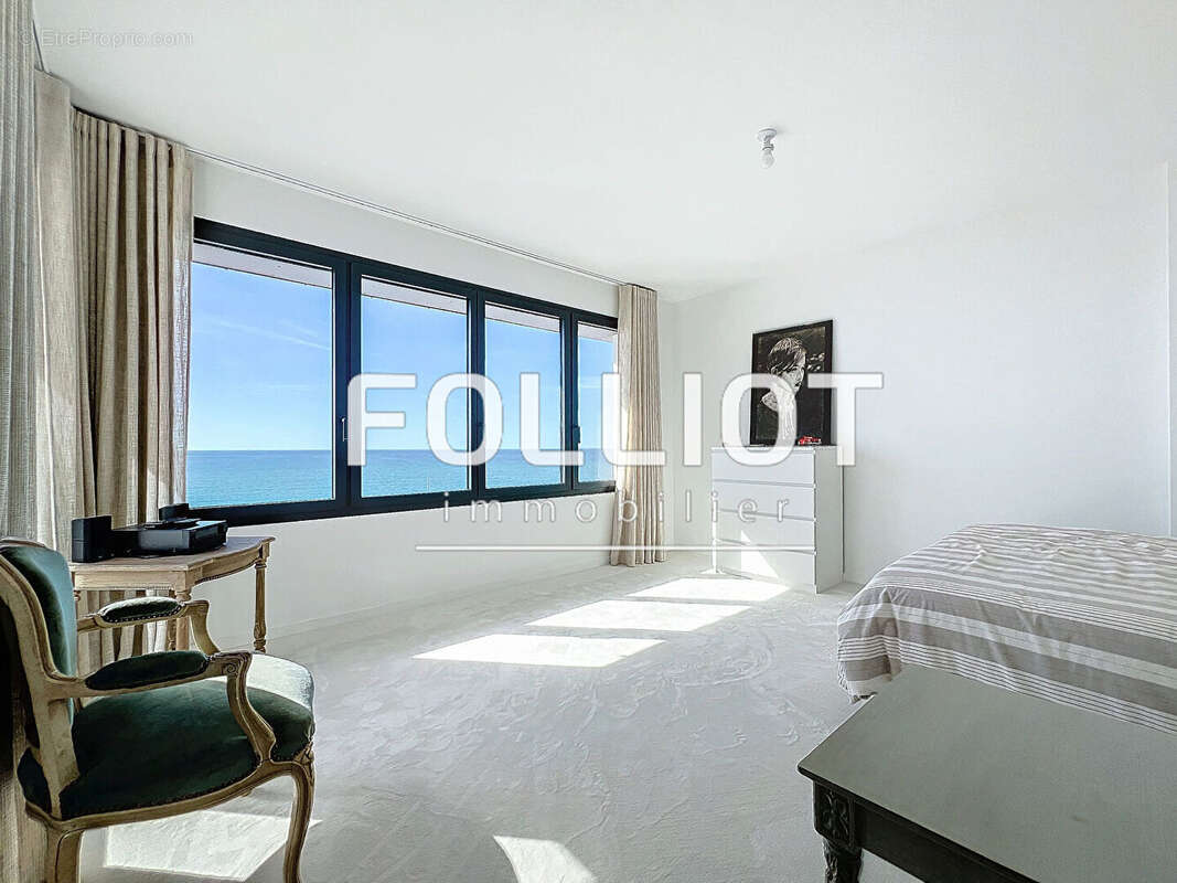 Maison à AGON-COUTAINVILLE