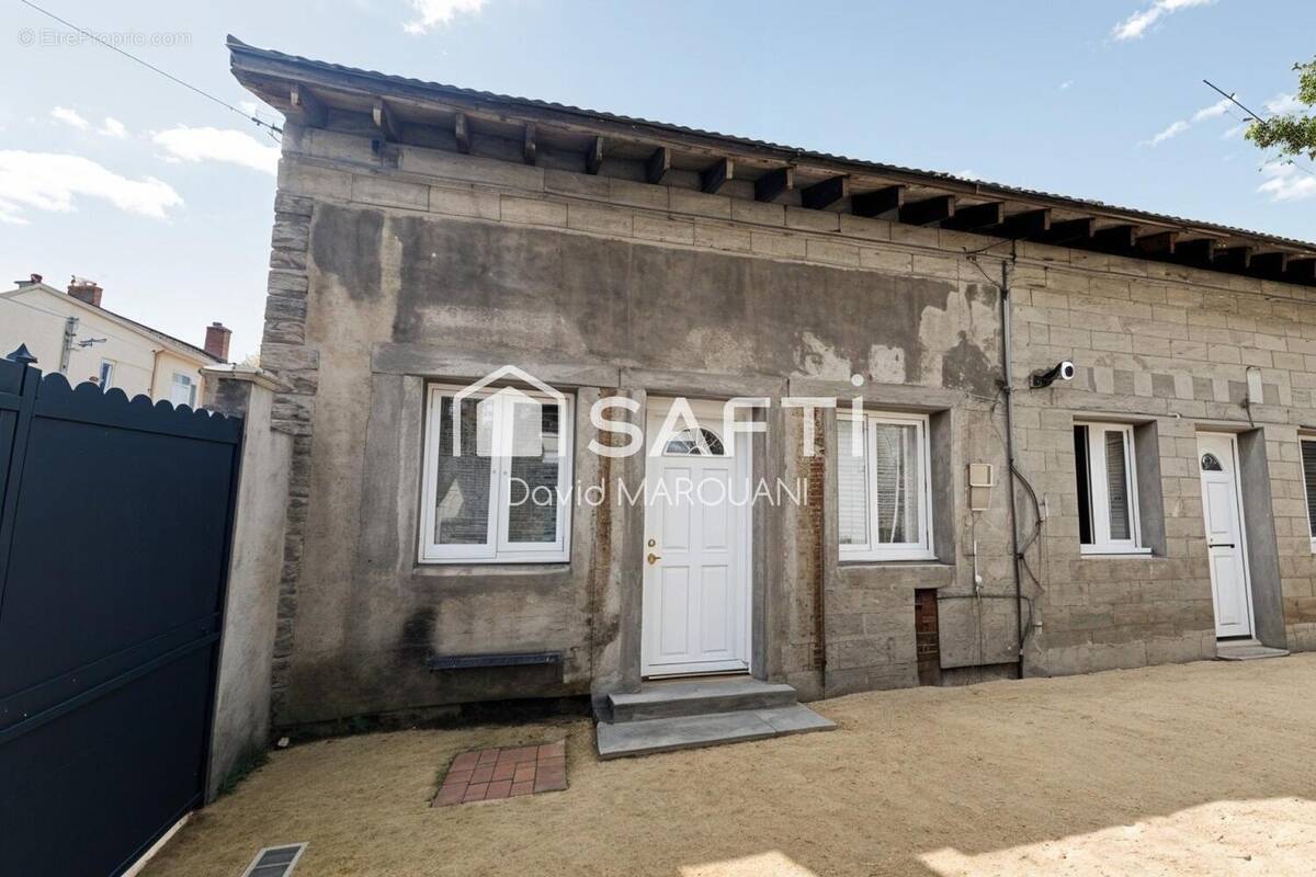 Photo 1 - Maison à STAINS