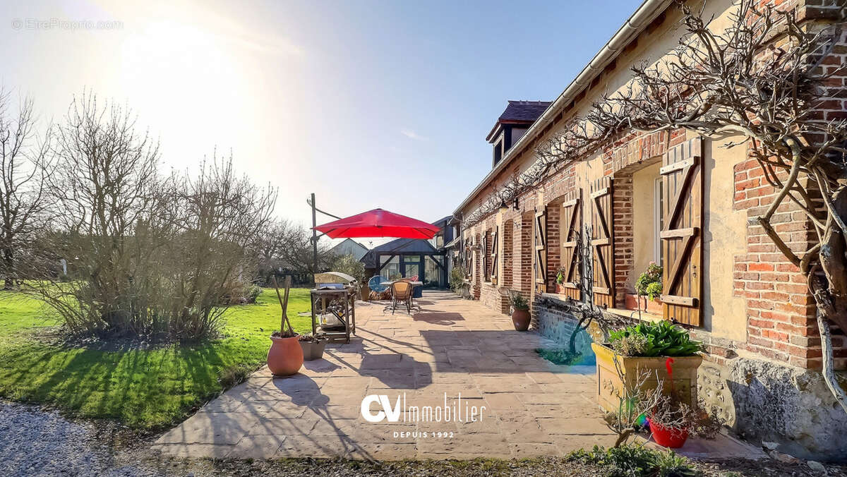 Maison à LA HAYE-MALHERBE