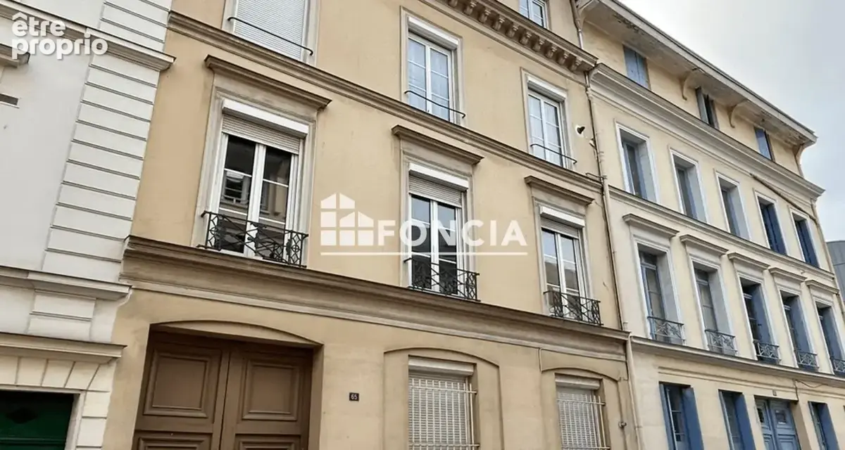 À VENDRE – Charmant F2 rénové à Rouen, secteur recherché - photo 1