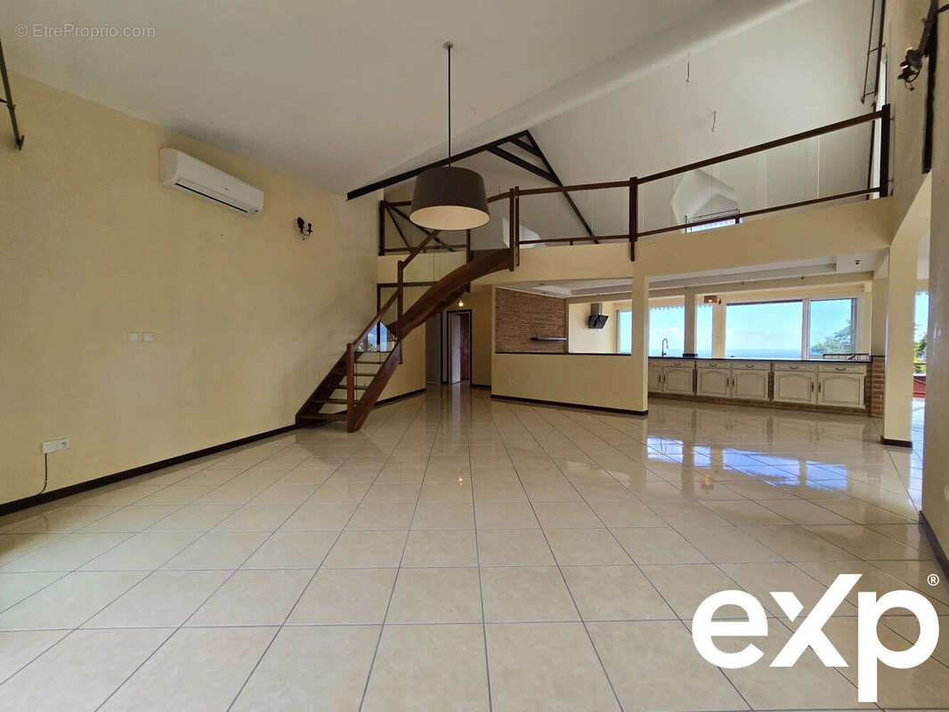 Maison à SAINT-BENOIT