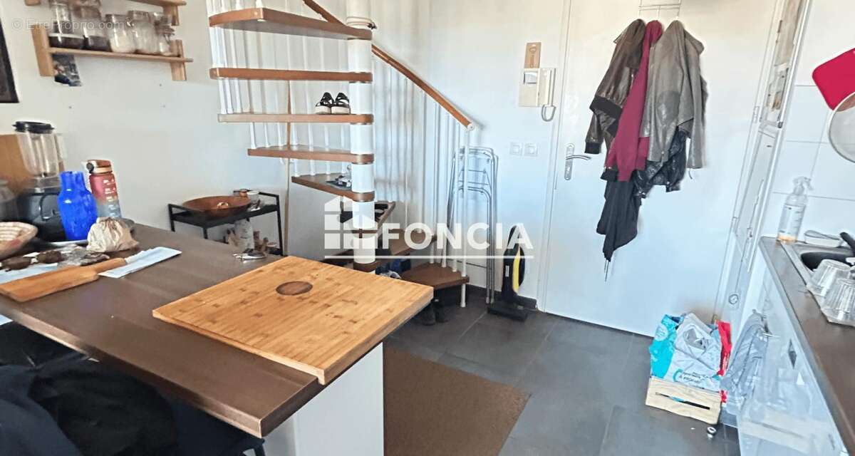 Appartement à MARSEILLE-8E