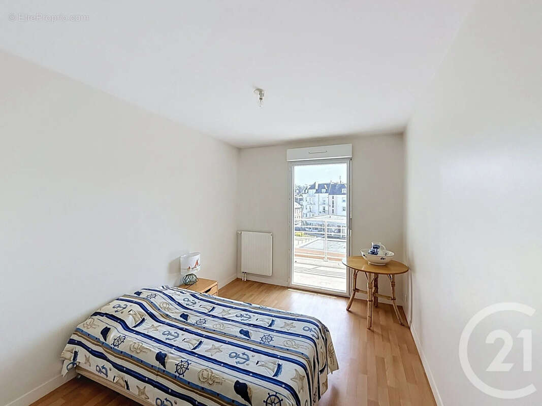 Appartement 97 m² à Lannion  - photo 8