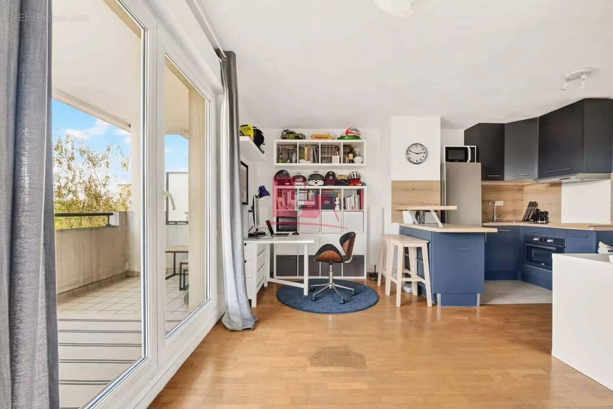 Appartement à ISSY-LES-MOULINEAUX