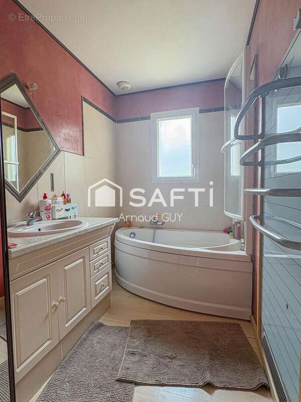 Maison 122 m² à Aillieres-Beauvoir  - photo 7