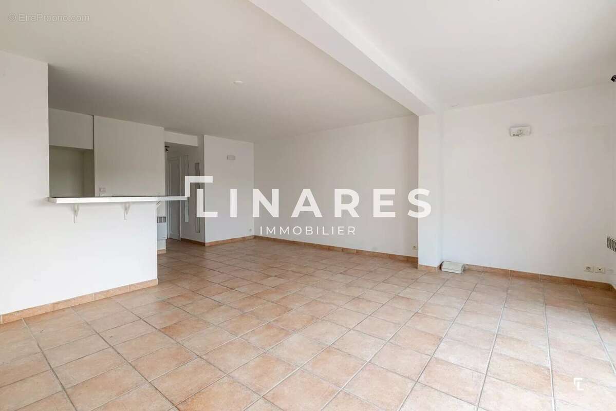 Appartement à MARSEILLE-11E