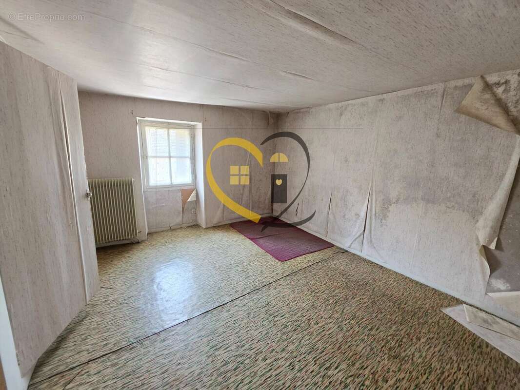 Maison avec dépendances et fort potentiel – Henrichemont - photo 32