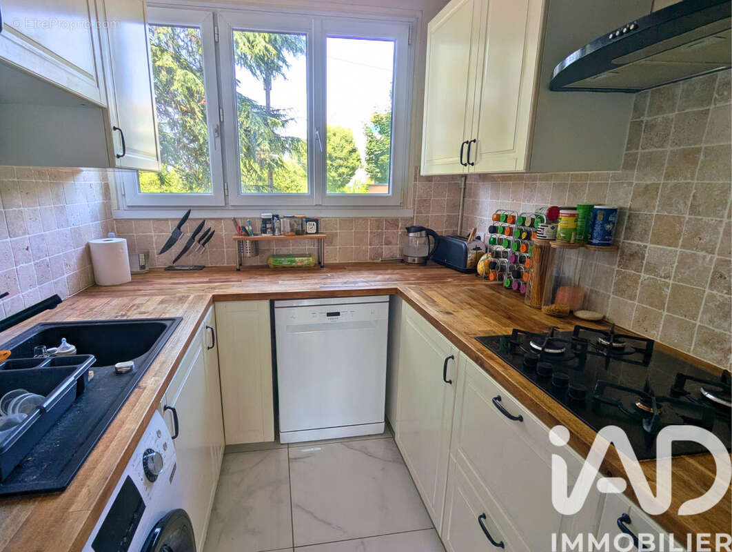 Appartement 69 m² à Joue-Les-Tours  - photo 4