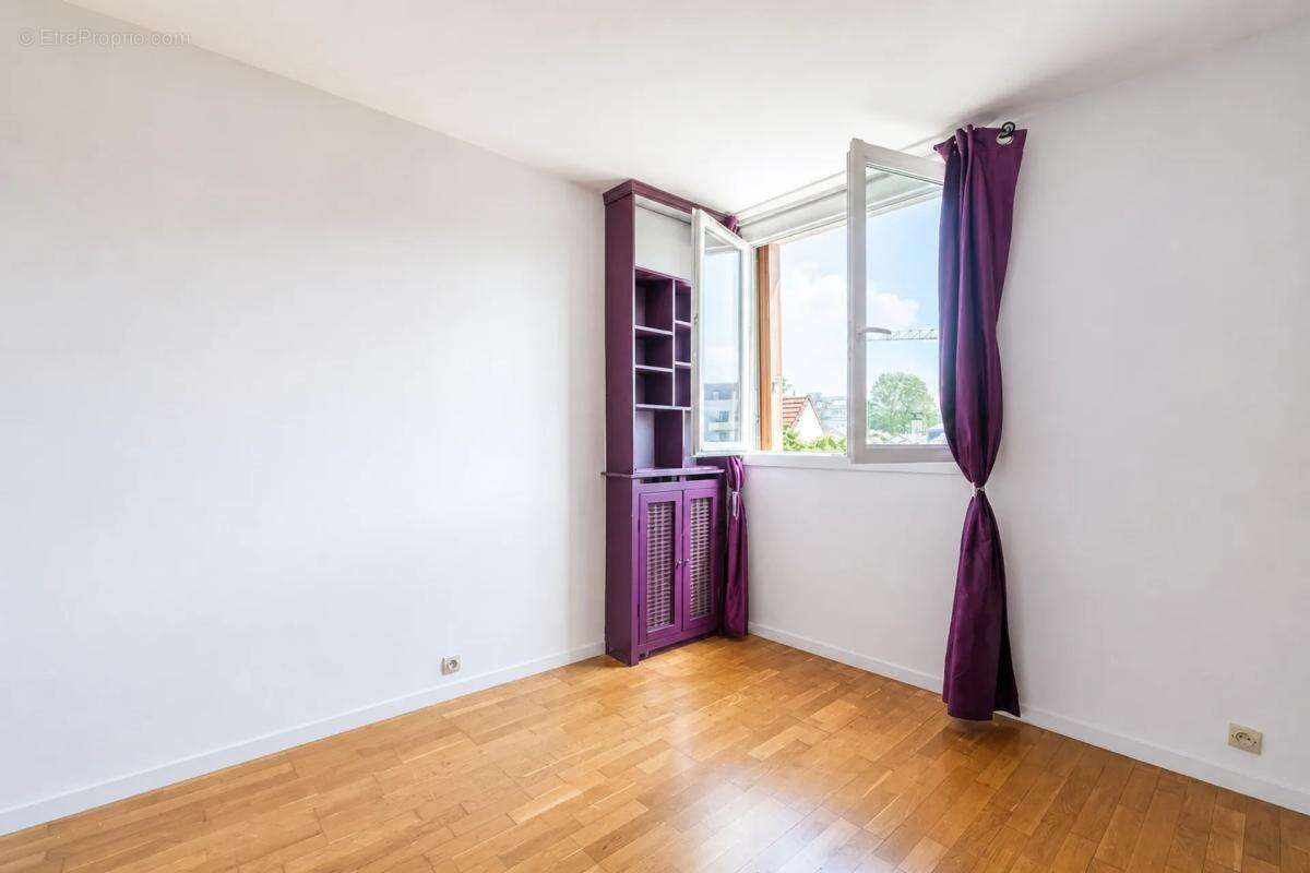 Appartement à COLOMBES
