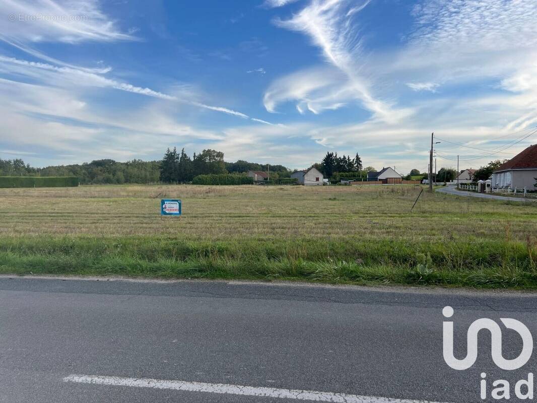 Photo 1 - Terrain à CHABRIS