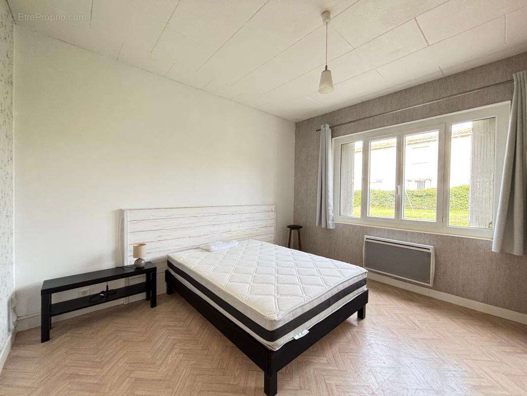Appartement à VAUX-SUR-MER