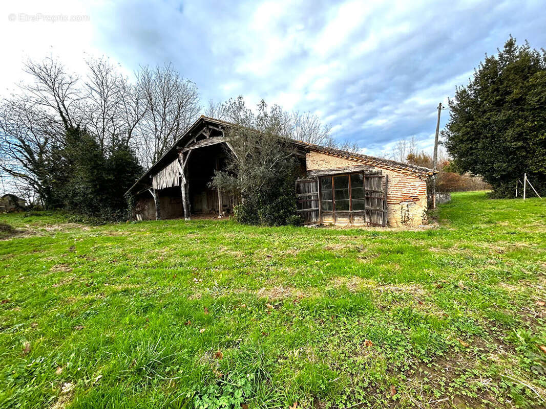 Maison à PINEL-HAUTERIVE
