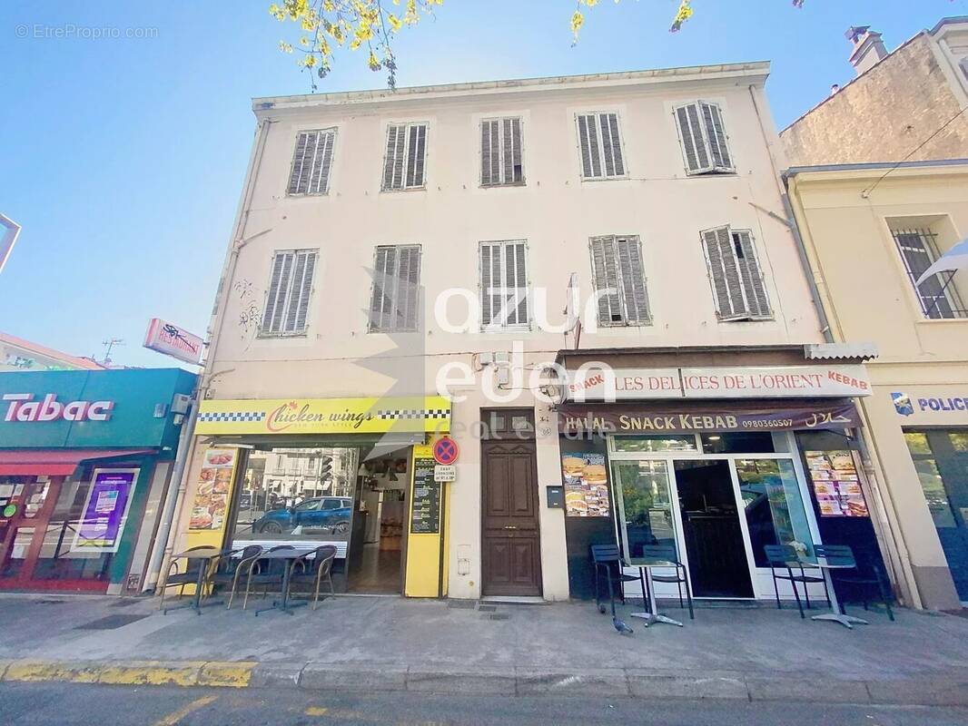 Appartement à VALLAURIS