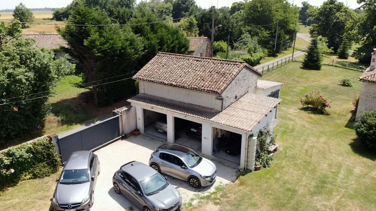 Maison à BRUX
