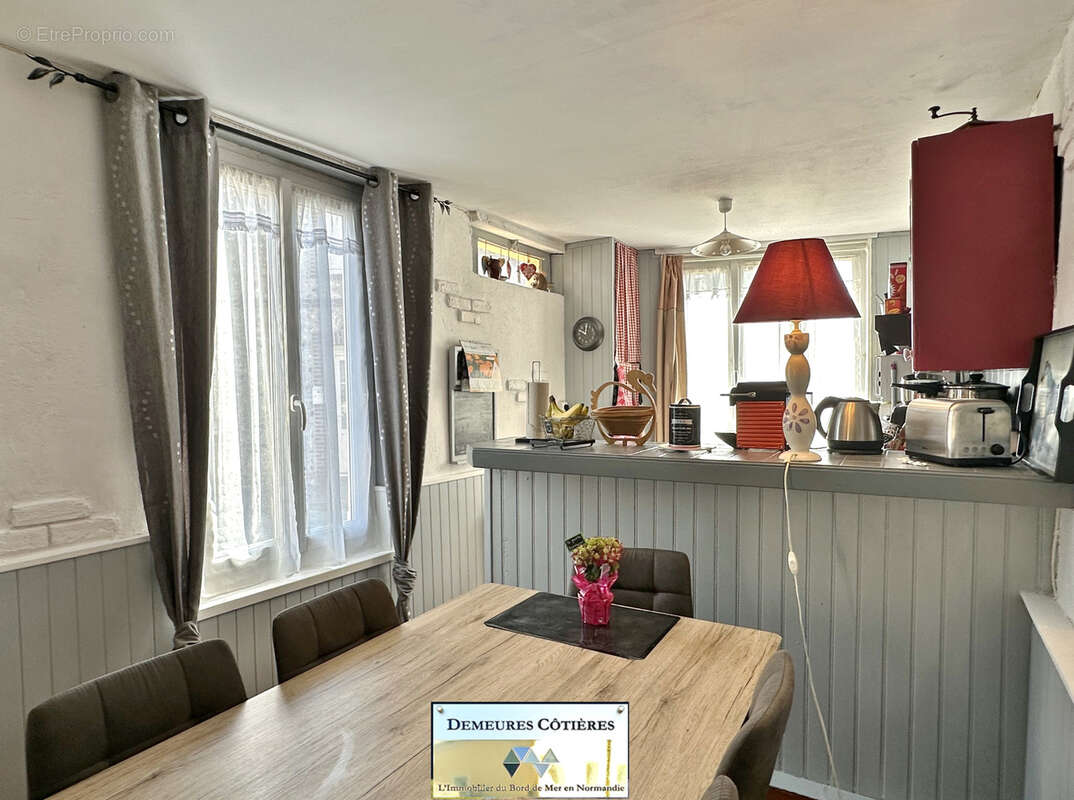 Maison atypique pleine de charme, au cœur d'YPORT - photo 6