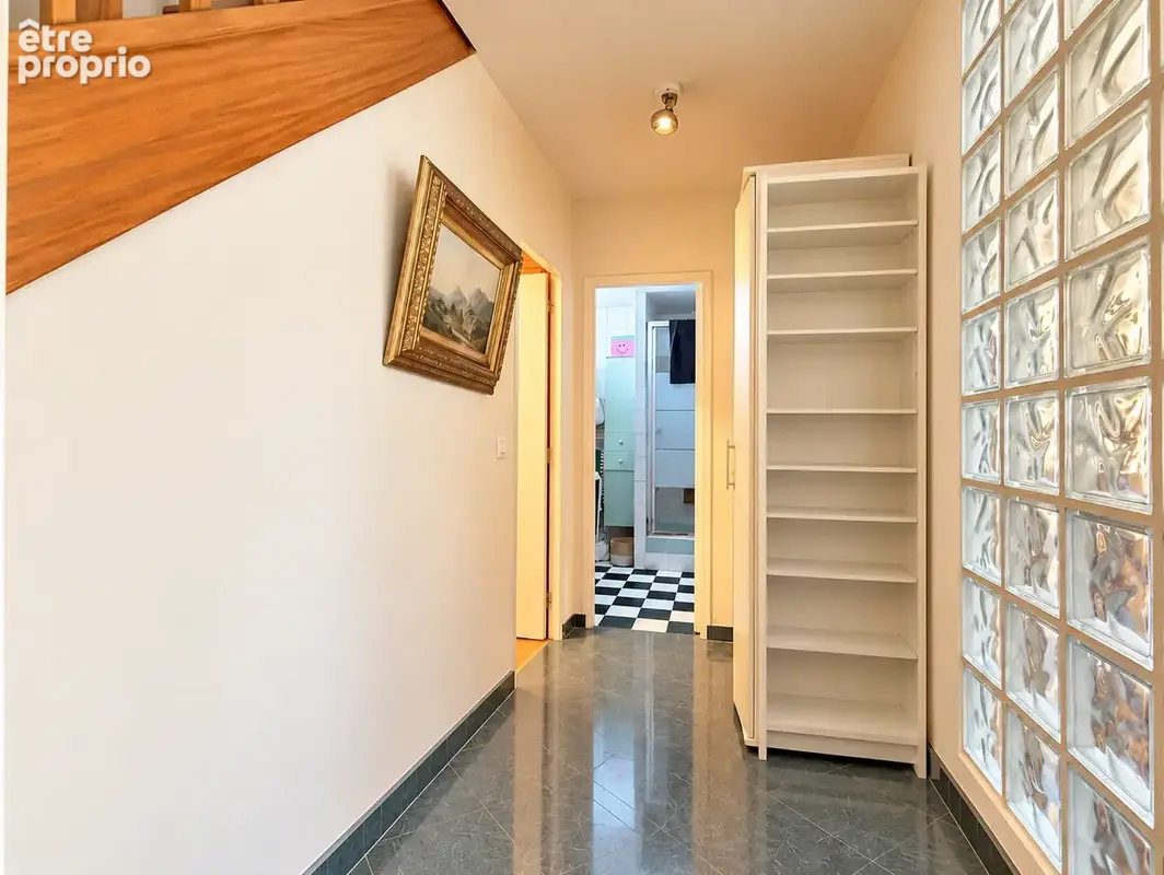 Secteur Cygne d'Enghien  Maison individuelle de 110m2 avec jardin et sous-sol total - photo 9