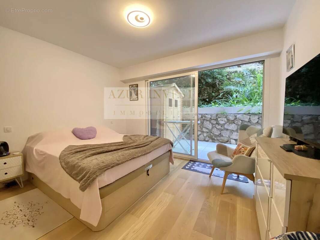 Appartement à ROQUEBRUNE-CAP-MARTIN