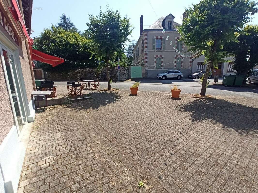 Autre à EYMOUTIERS