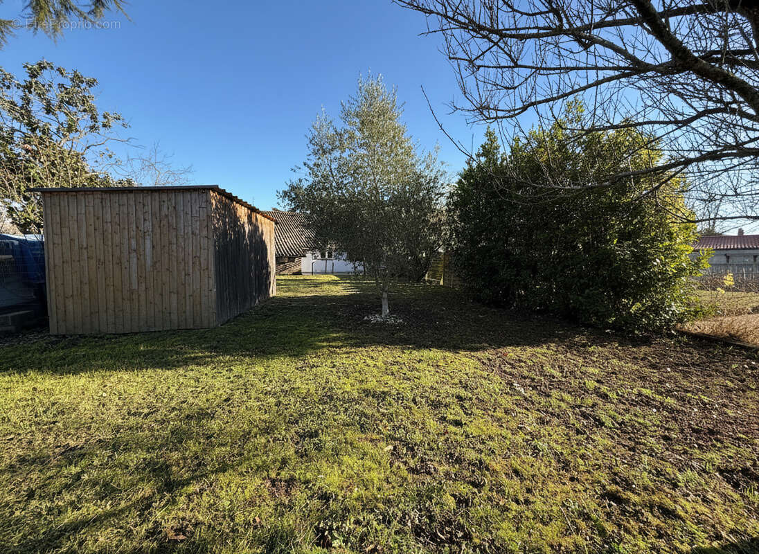 Maison à LAPEYROUSE-FOSSAT