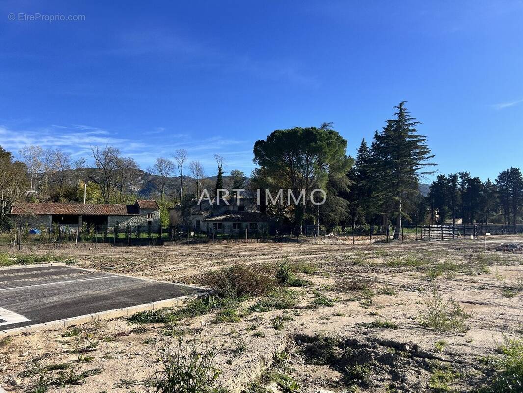 Terrain à CHEVAL-BLANC