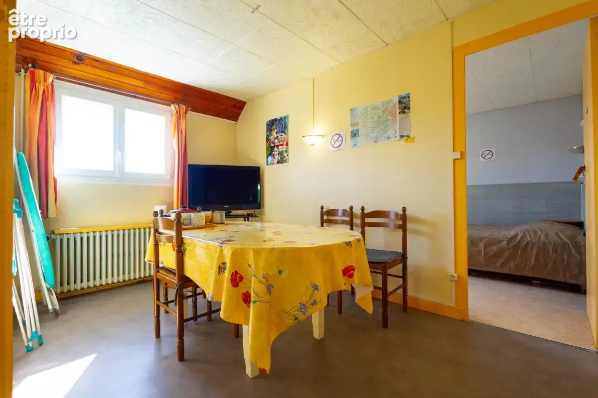 Maison sur sous-sol aménagé avec vue dégagée et piscine - photo 17