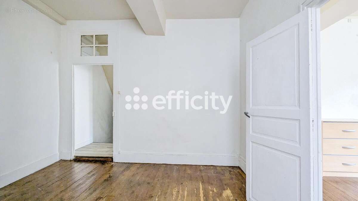 Maison 132 m² à Lugny  - photo 6