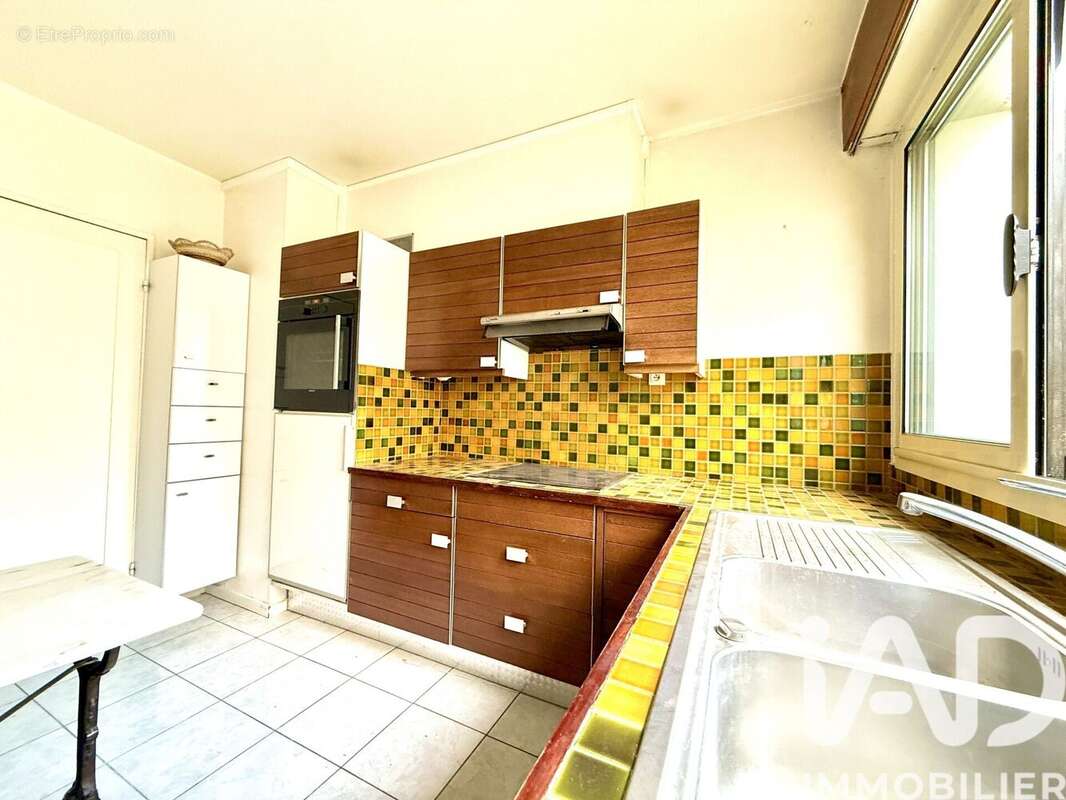 Photo 6 - Appartement à VERRIERES-LE-BUISSON