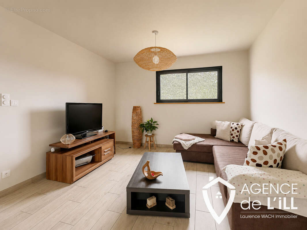 Maison contemporaine 160 m2 sur un terrain 14.50 ares avec vue dégagée - photo 5