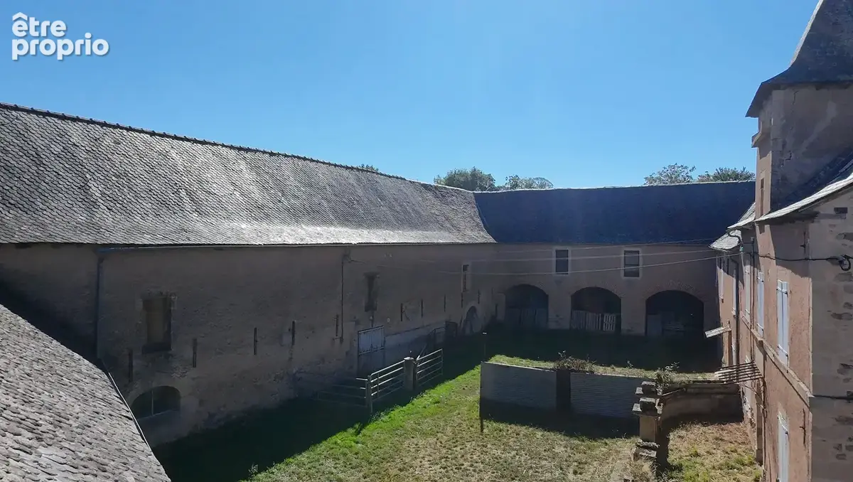Grande propriété sur 1.7 ha de terrain - photo 4