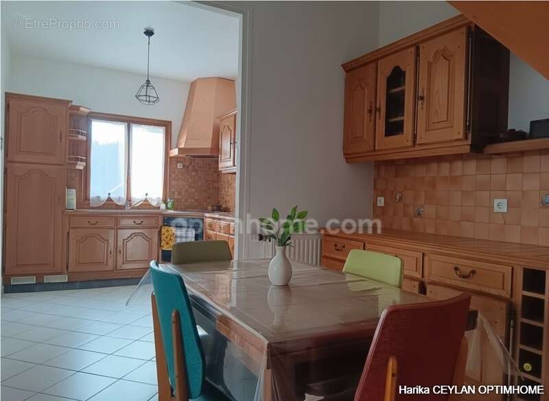 Maison à MONTATAIRE