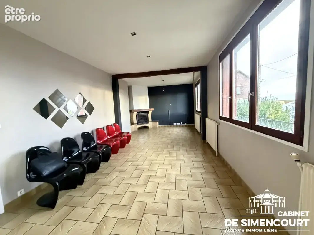 ESSERTAUX -  Maison individuelle avec jardin et nombreuses possibilités - photo 2