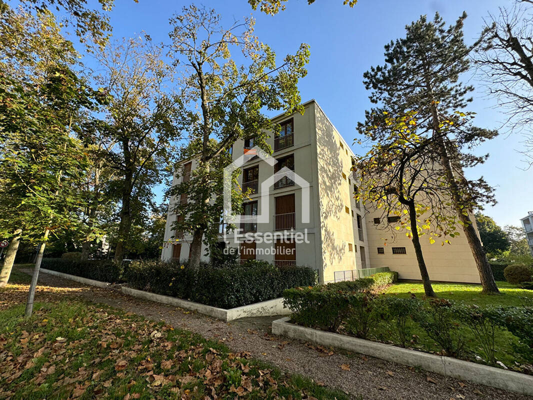 Appartement à MAISONS-LAFFITTE