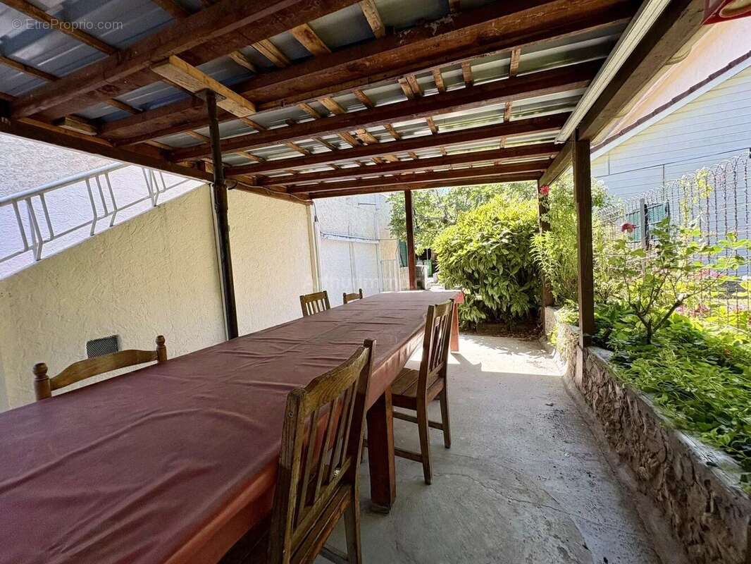 Appartement à FONTAINE