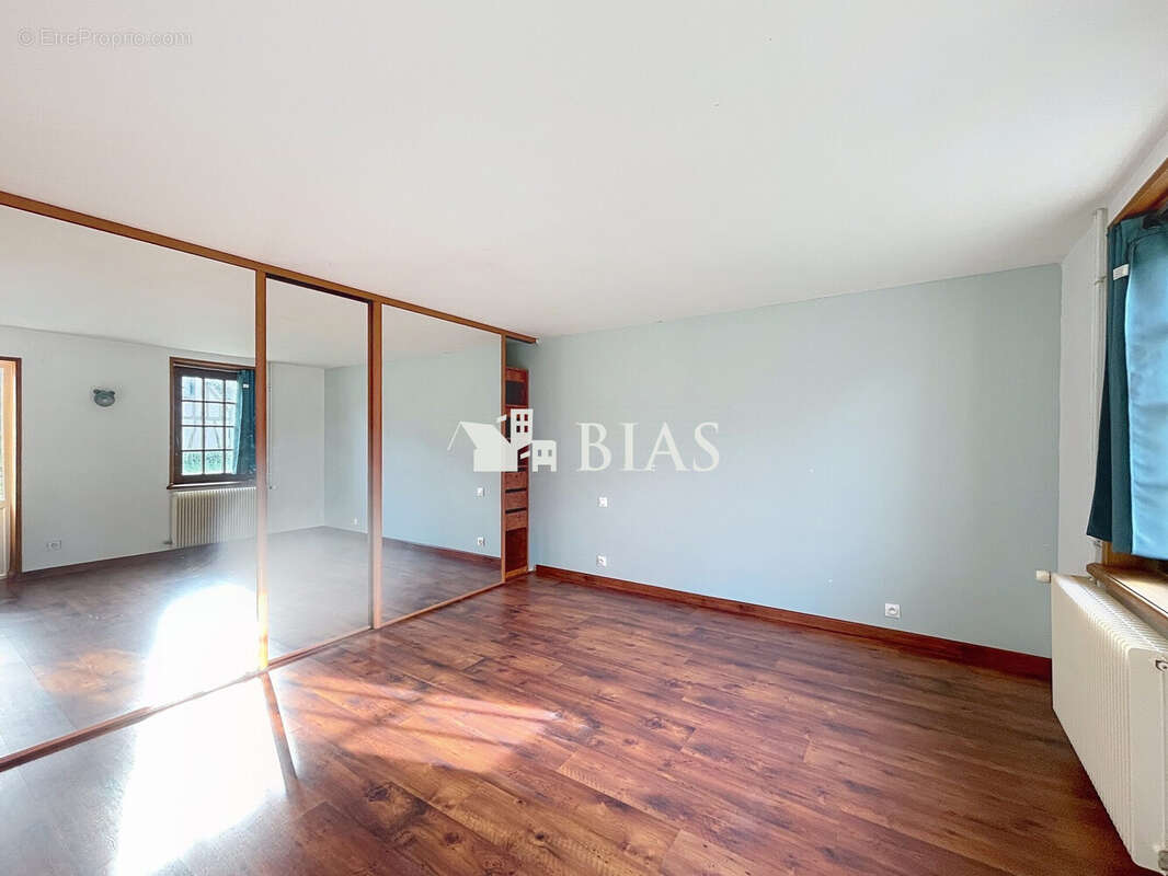 Maison à BEAUMONT-LE-ROGER