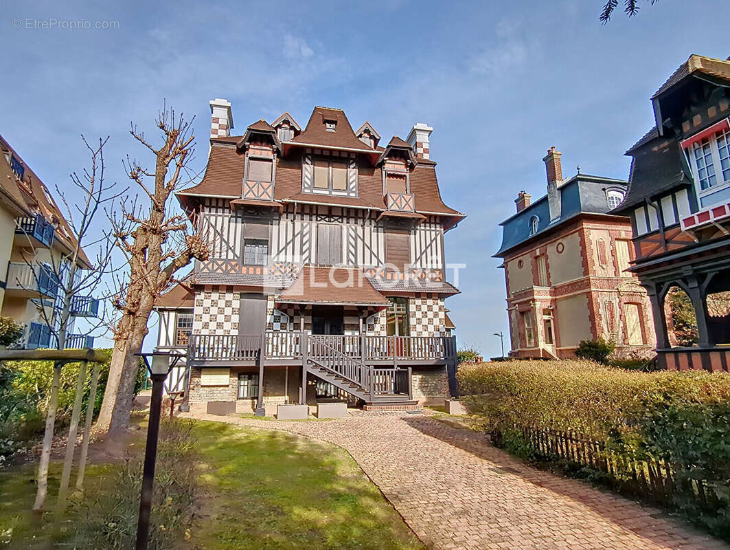 Appartement à HOULGATE