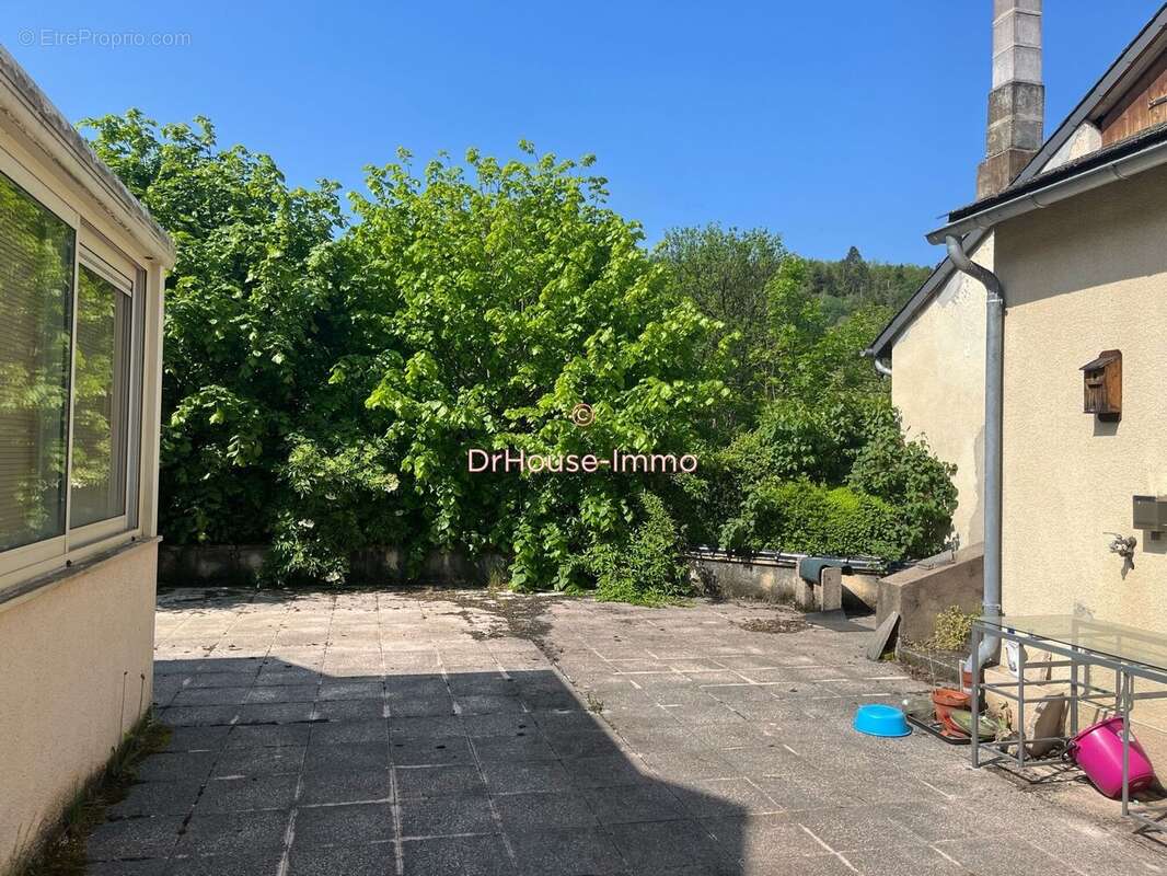 Maison à CHISSEY-EN-MORVAN