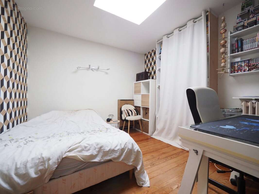 Maison à FONTENAY-LE-FLEURY